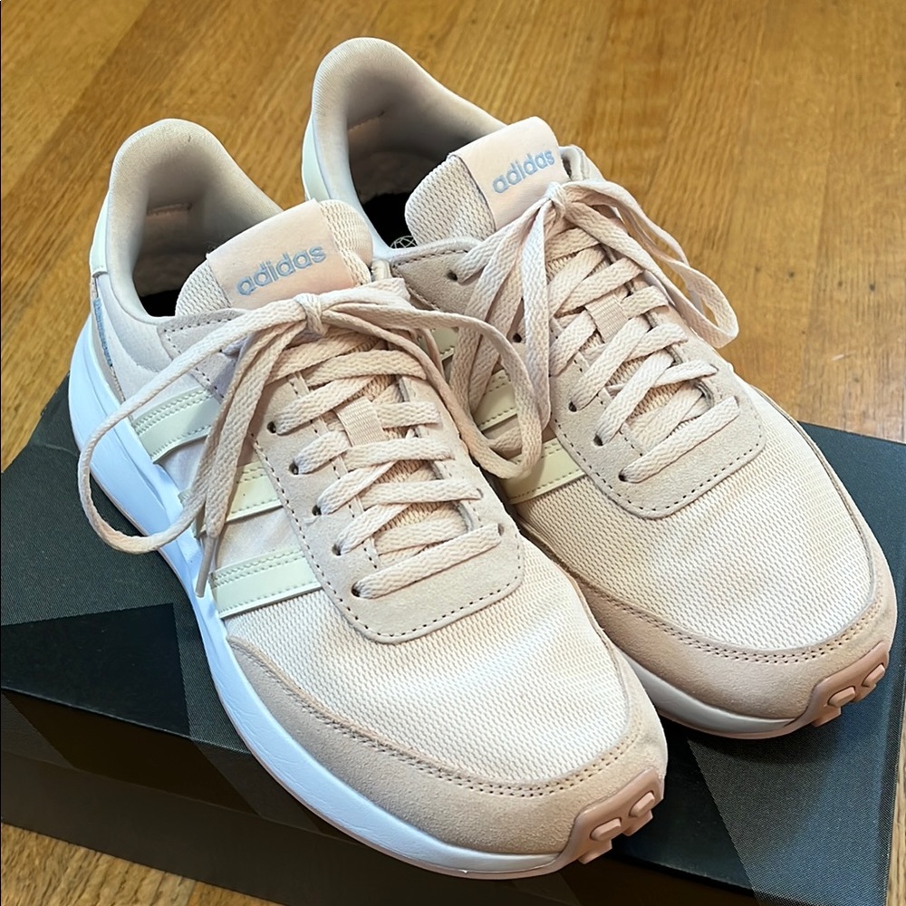Adidas Women's Light Pink Sneakers